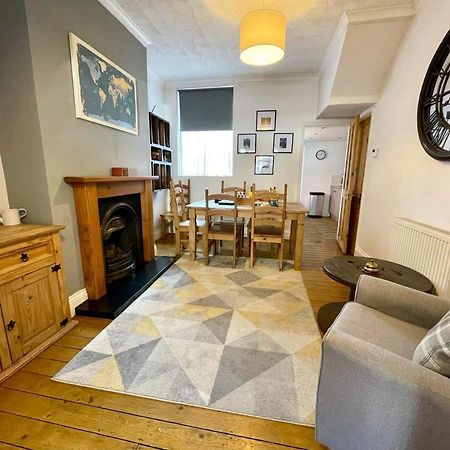 Spacious 3 Bedroom Retreat For Professionals Kingston upon Hull Zewnętrze zdjęcie